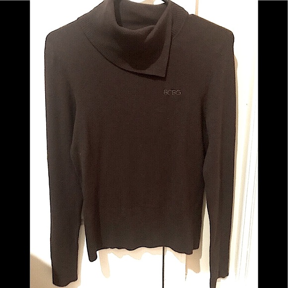 🆕🔥🎉HOST PICK BCBG MAX AZARIA HOST PICK SUPER STYLISH&SOO SOFT&BCBG EMBLEM - Picture 4 of 6